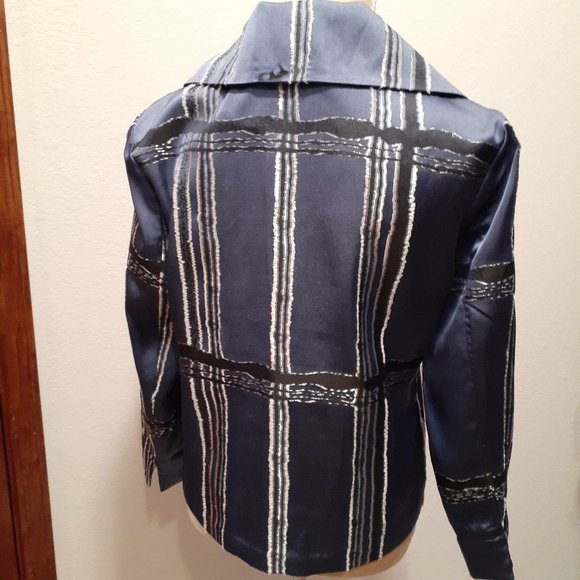 CHICO'S Classy Shiny Texture Blue and Silver Jacket Blazer - Size 1 (8 Medium) - Picture 4 of 11